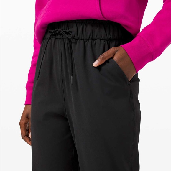 Lululemon Keep Moving Jogger - black - size 8 - Picture 2 of 5